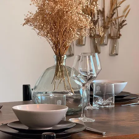 Le Peyrou - Elegant One-bedroom For Up To 4 Guests - Free Parking - Air Conditioning - Prime Center Location Apartament Montpellier